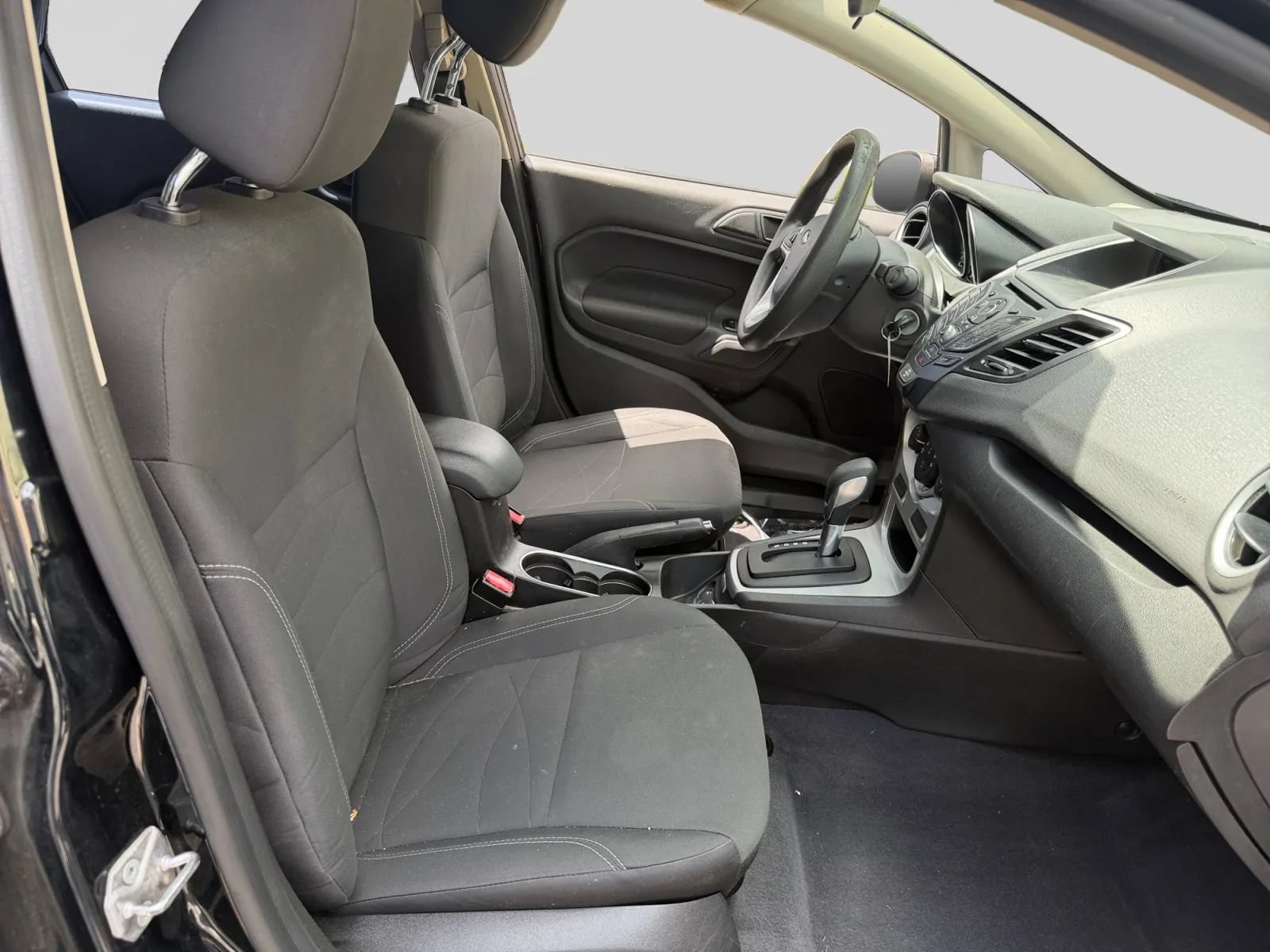 Used 2019 Ford Fiesta SE FWD image 15