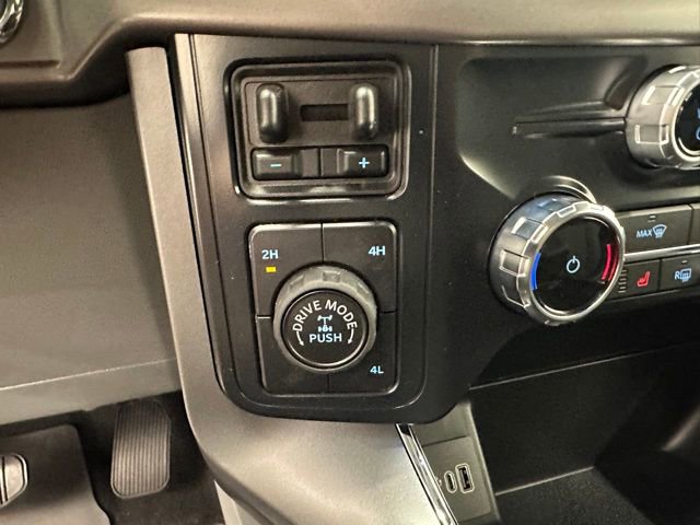 New 2025 Ford F150 XLT w/ Equipment Group 302A MID image 32