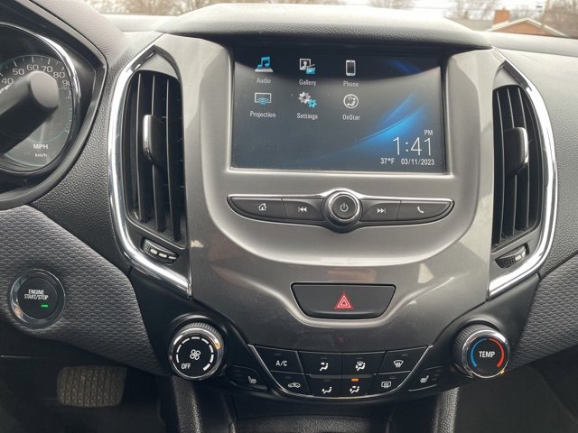 Used 2018 Chevrolet Cruze LT image 23