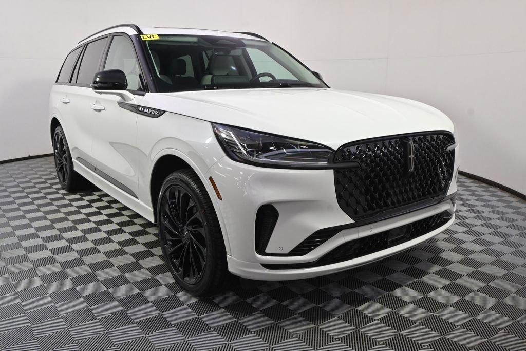 New 2026 Lincoln Aviator Reserve image 9