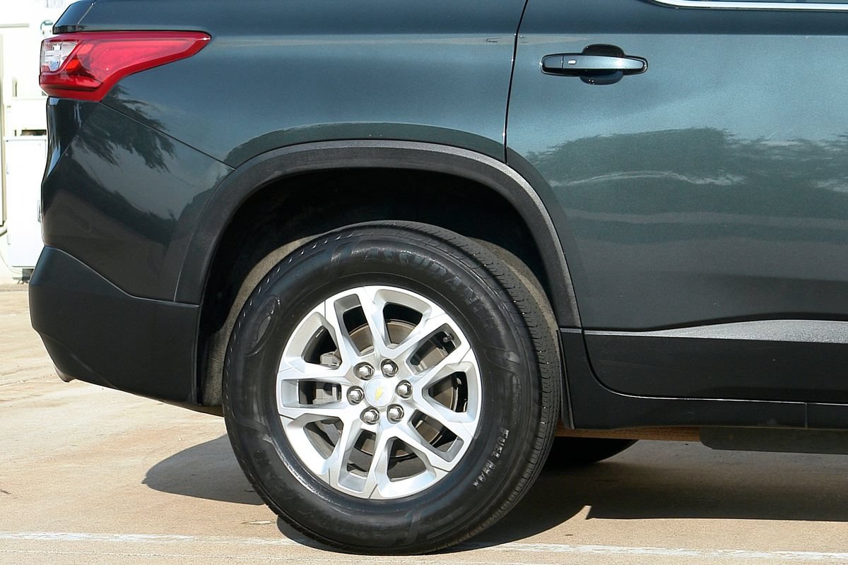 Used 2021 Chevrolet Traverse LT AWD/4WD image 30