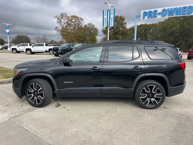 Used 2019 GMC Acadia SLT w/ Black Edition image 3