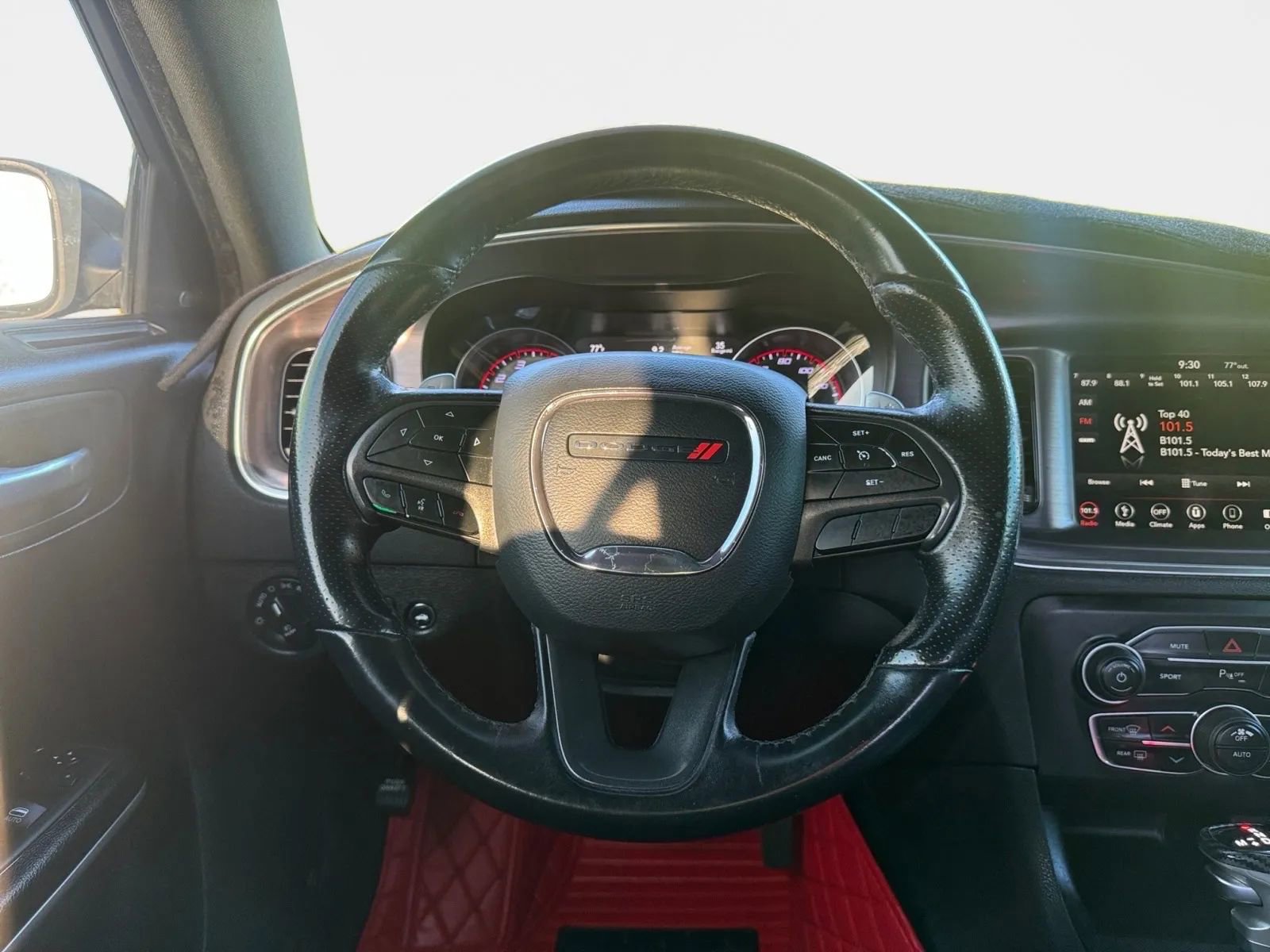 Used 2019 Dodge Charger R/T RWD image 14