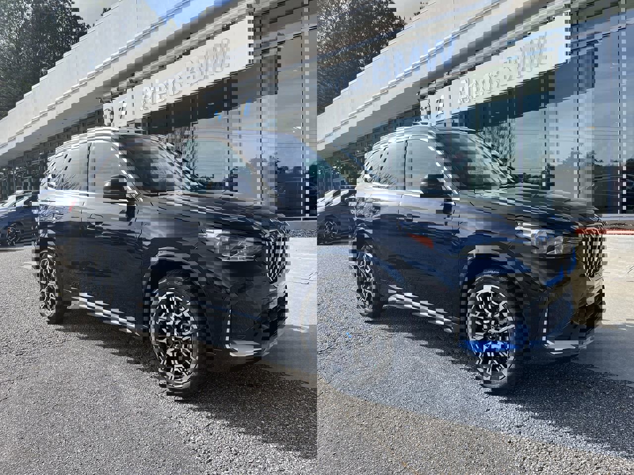 Used 2025 BMW X1 xDrive28i w/ Technology Package image 2