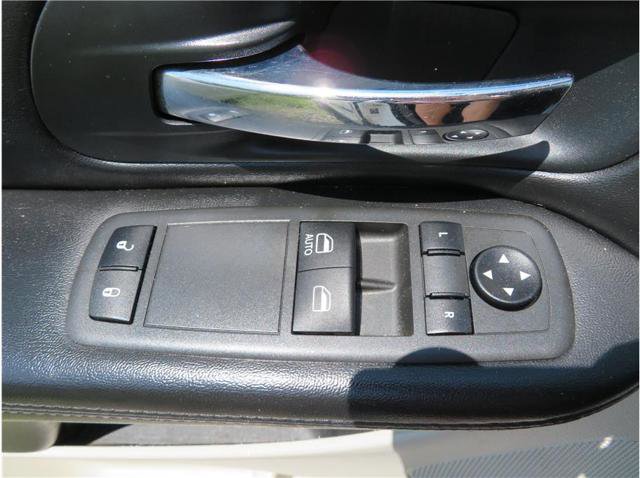 Used 2013 RAM C/V Tradesman image 24