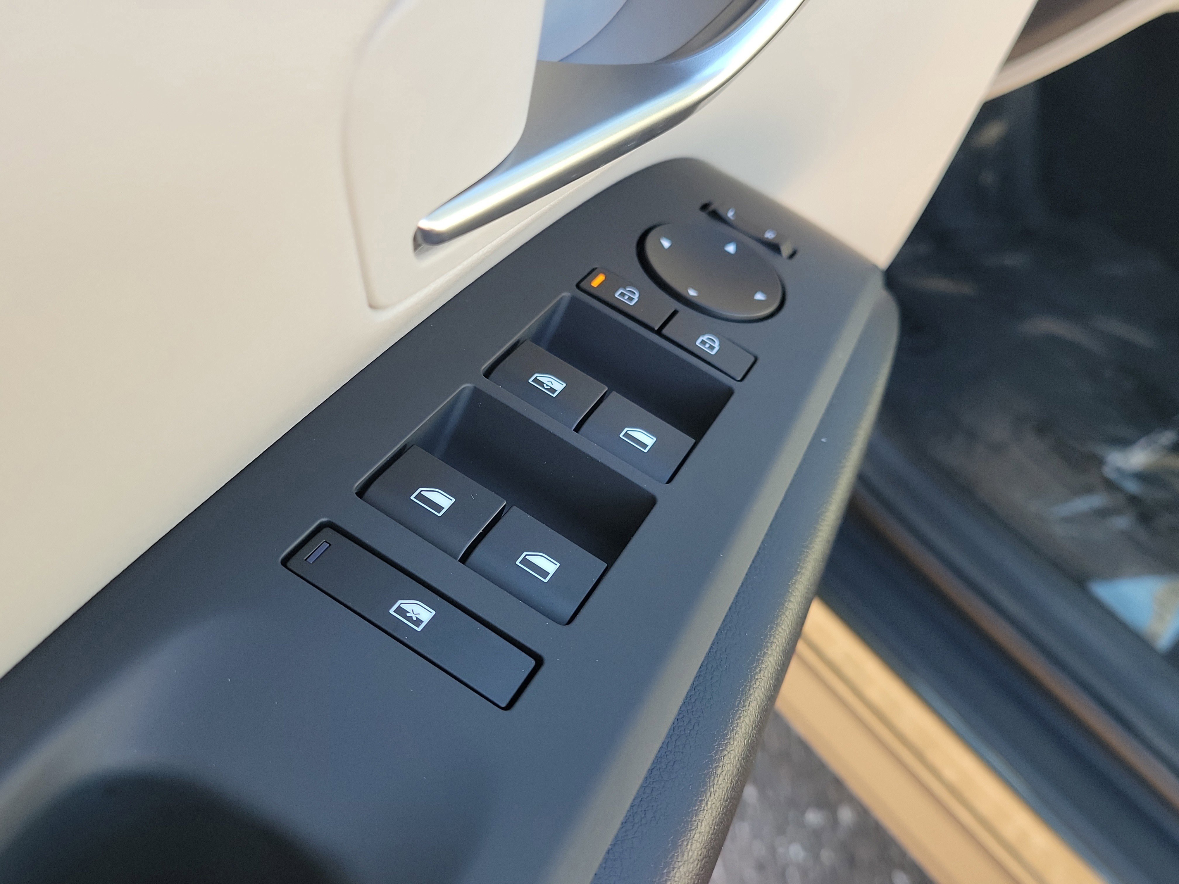 New 2026 Hyundai Tucson SE image 19