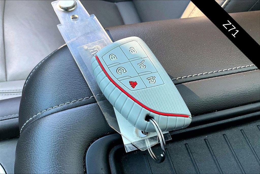 Used 2021 Chevrolet Tahoe Z71 w/ Z71 Signature Package image 35