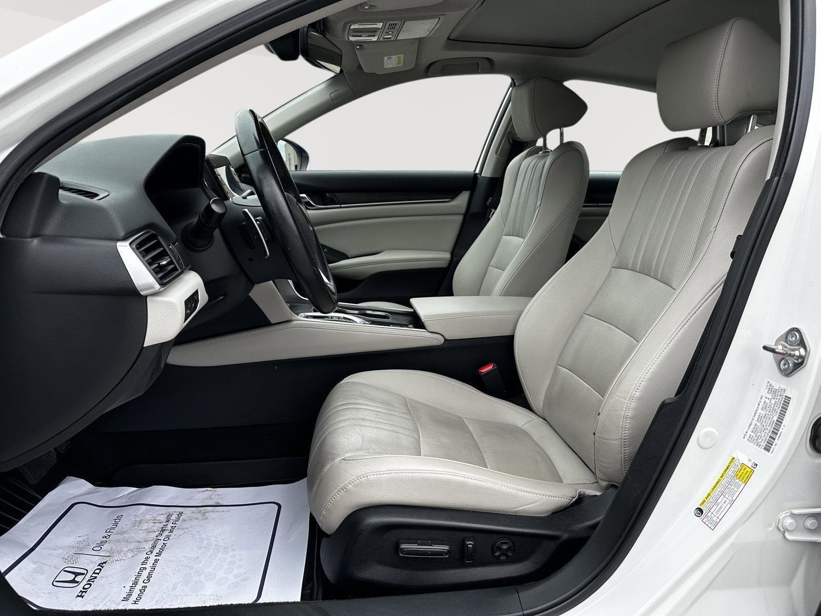 Certified 2019 Honda Accord Touring image 7