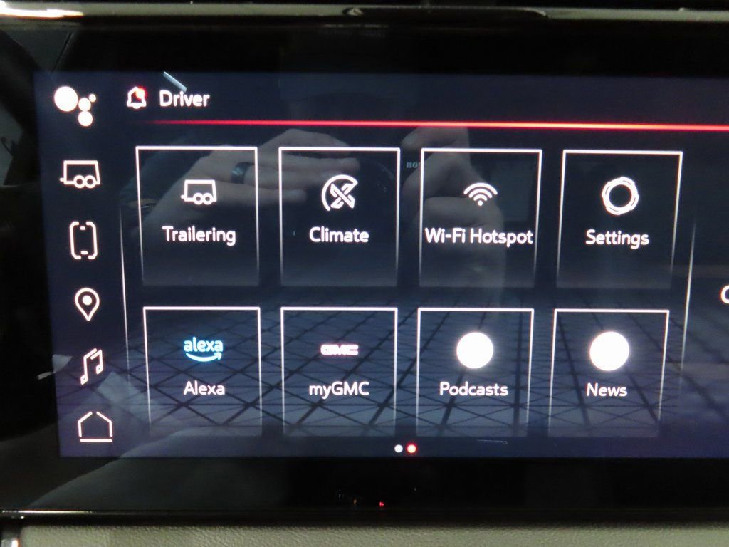 Used 2024 GMC Sierra 1500 AT4 w/ Technology Package image 26