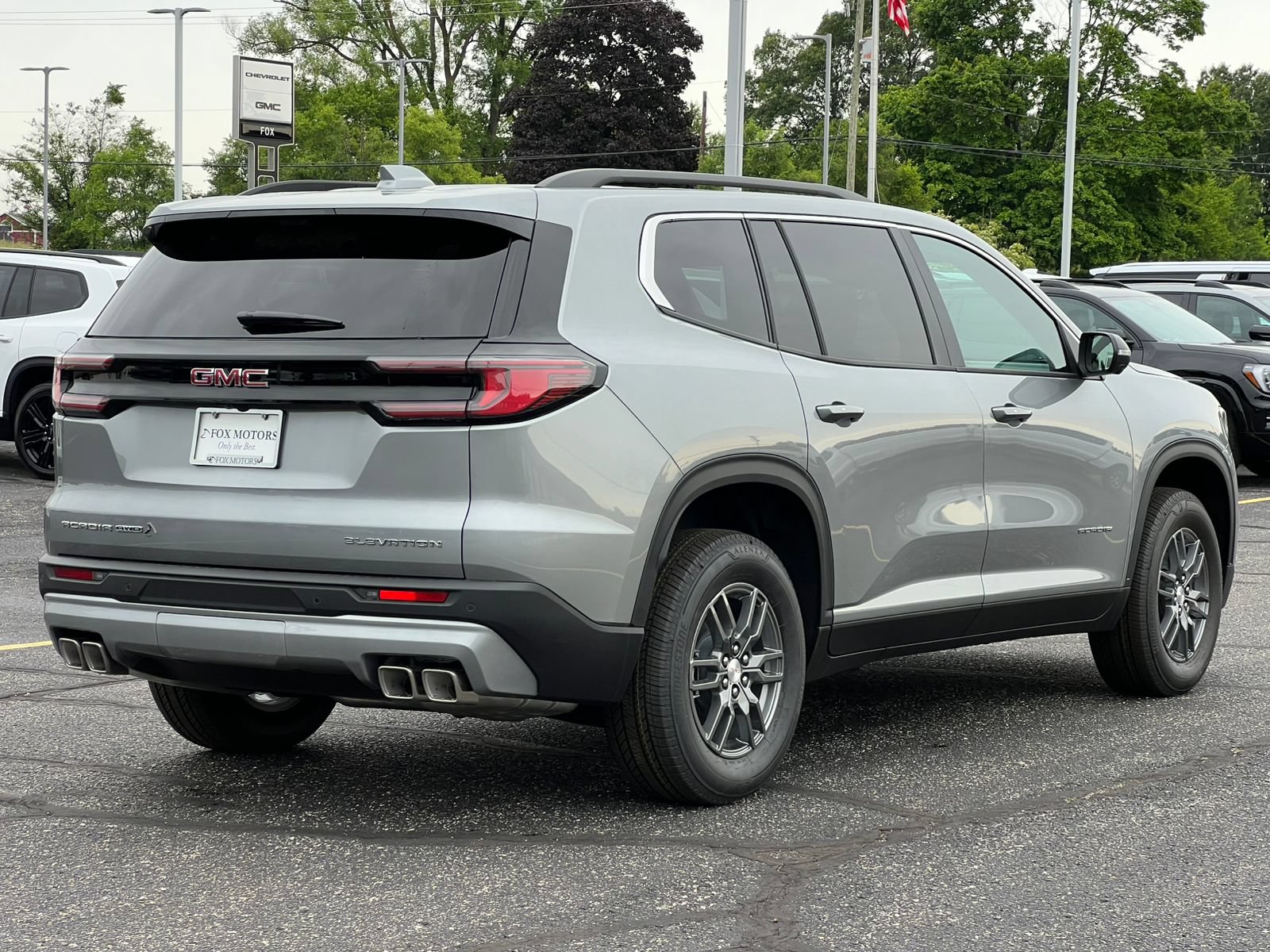 New 2026 GMC Acadia Elevation AWD/4WD image 9