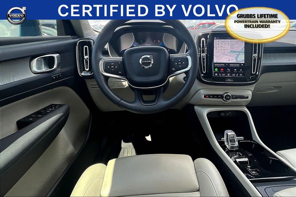 Used 2023 Volvo XC40 B5 Plus w/ Protection Package Premier image 8