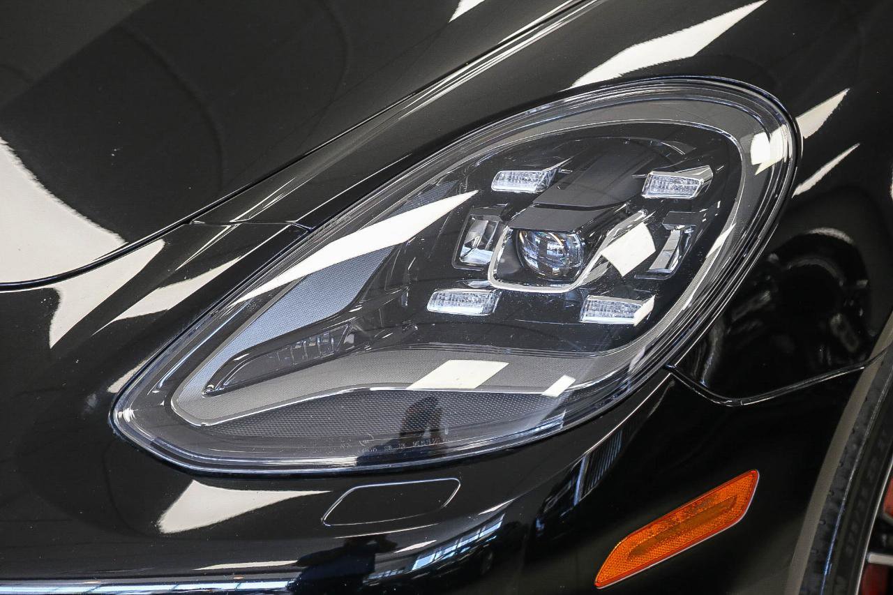 Used 2018 Porsche Panamera 4S w/ Premium Package Plus AWD/4WD image 9