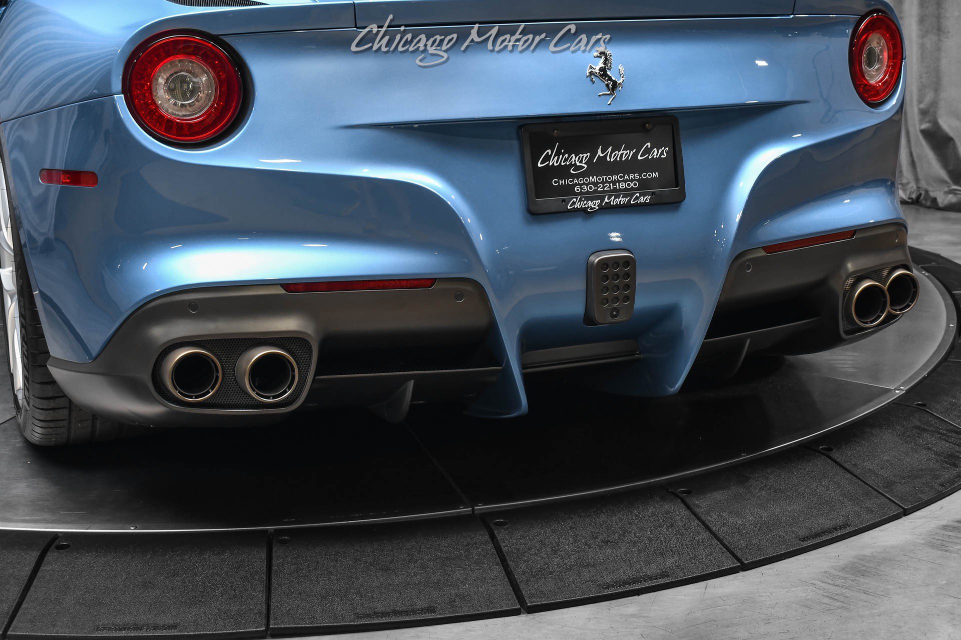 Used 2017 Ferrari F12 Berlinetta RWD image 39