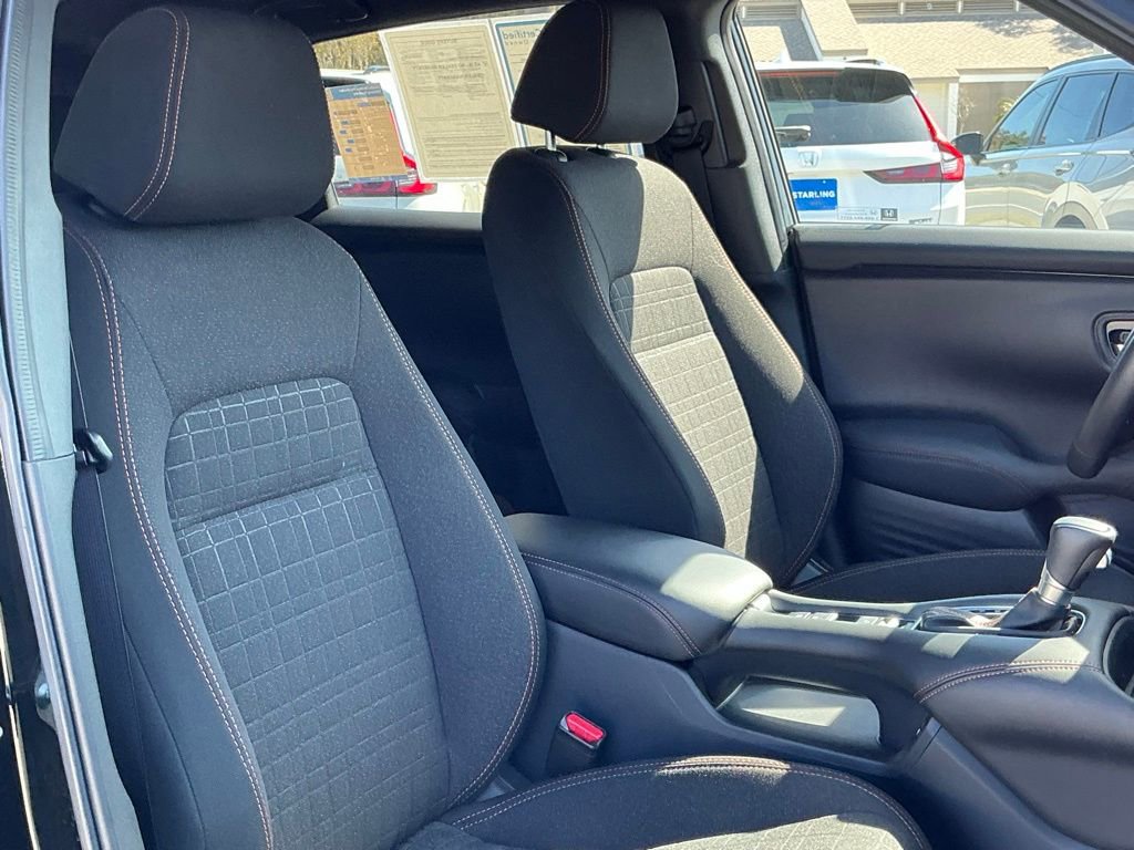 Certified 2025 Honda HR-V Sport image 16