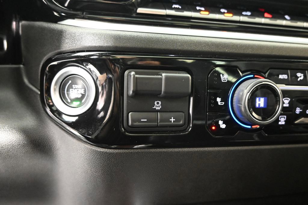 Used 2022 Chevrolet Silverado 1500 High Country w/ High Country Premium Package image 31
