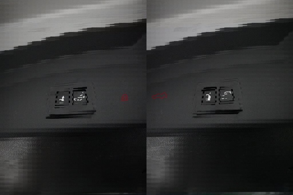 Certified 2023 Subaru Ascent Limited w/ Technology Package image 15