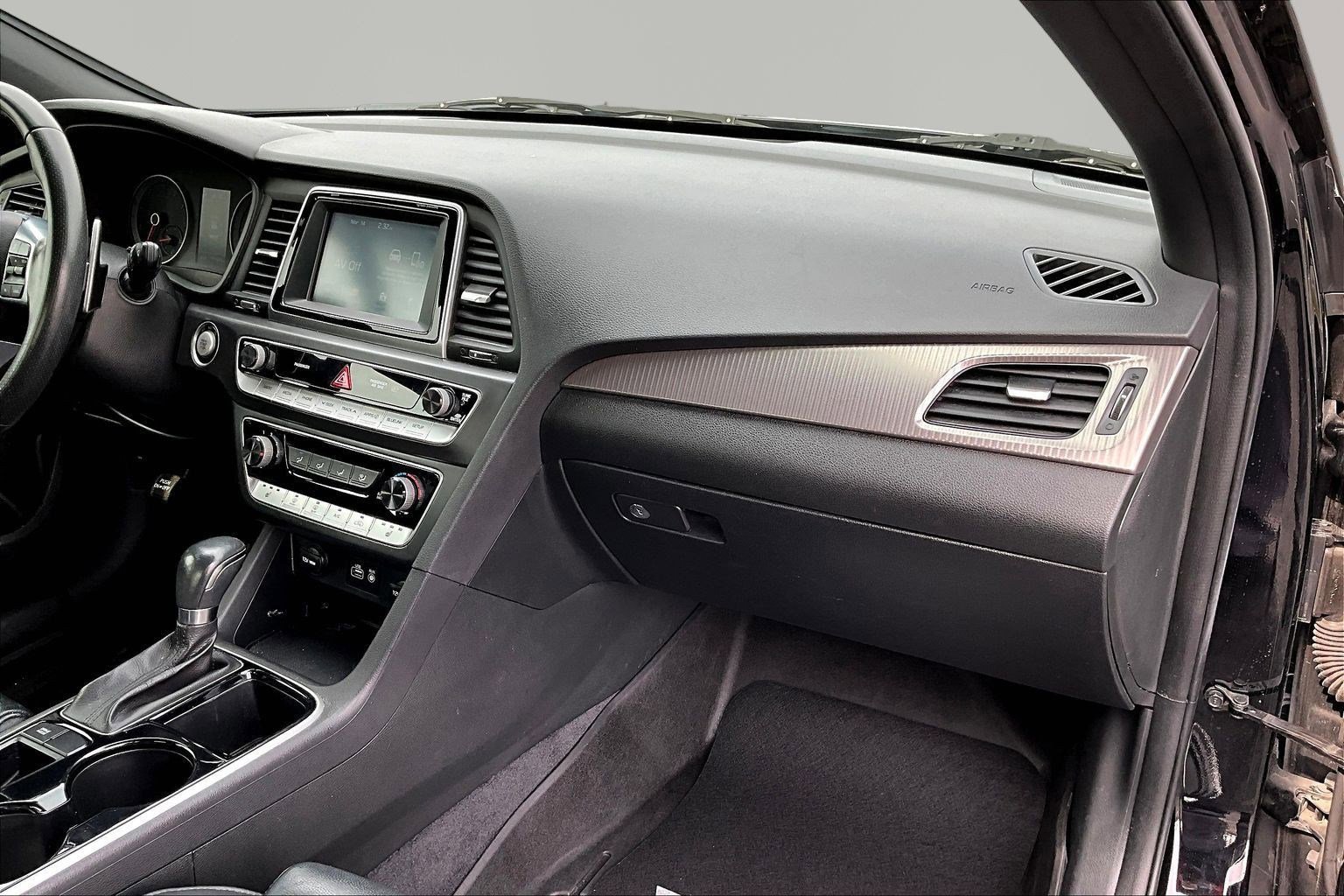 Used 2018 Hyundai Sonata Sport image 27