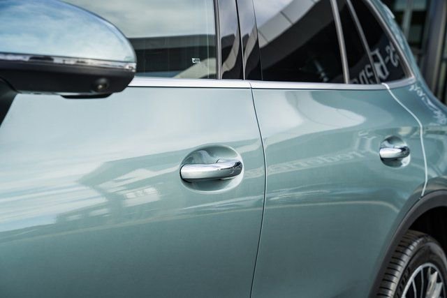 New 2026 Mercedes-Benz GLC 300 4MATIC image 16