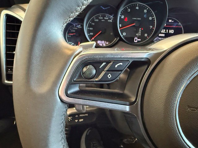 Used 2016 Porsche Cayenne AWD/4WD image 18