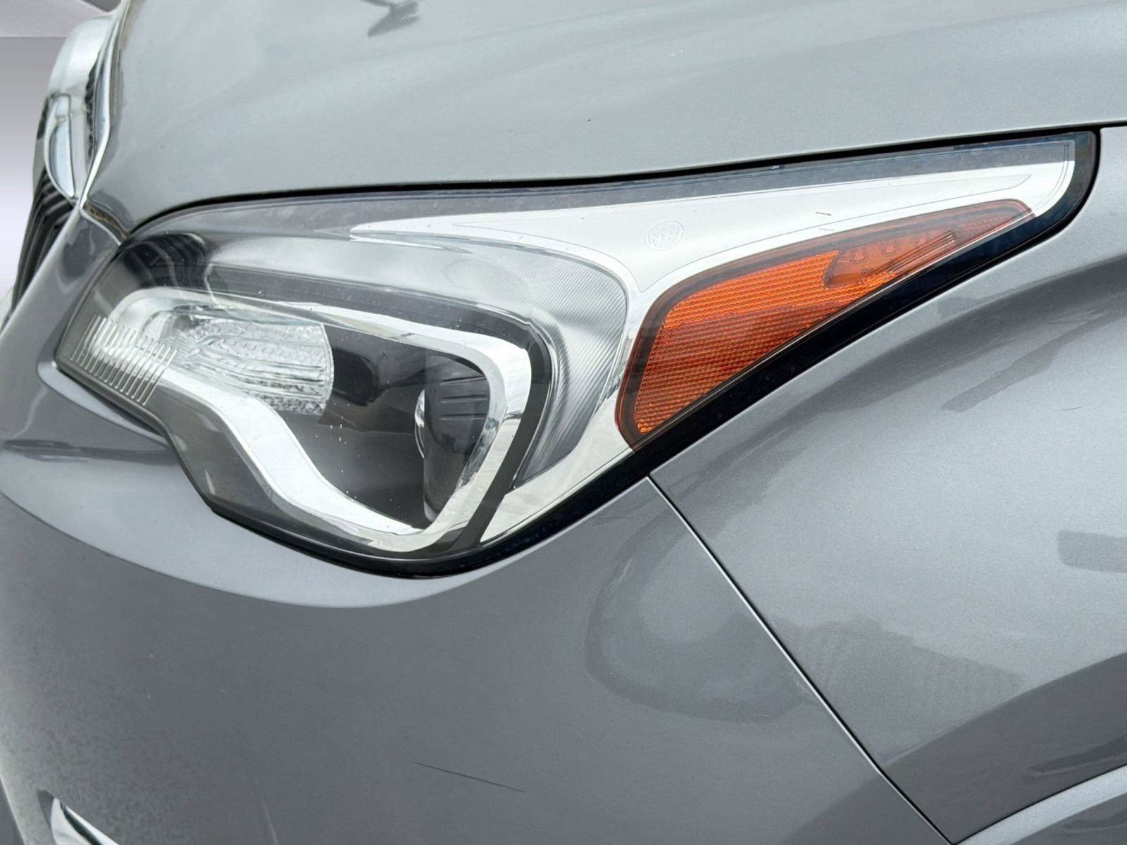 Used 2020 Buick Envision Essence image 11