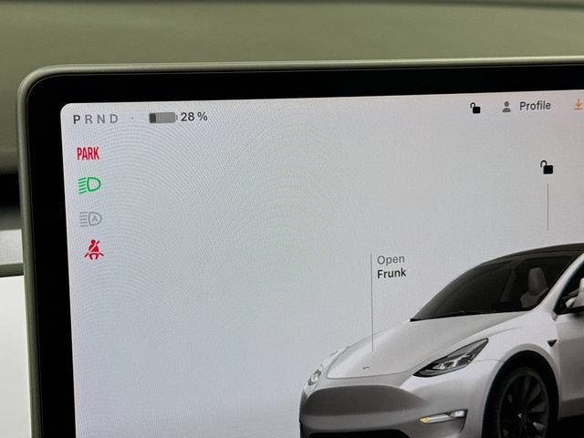 Used 2022 Tesla Model Y Long Range AWD/4WD image 12