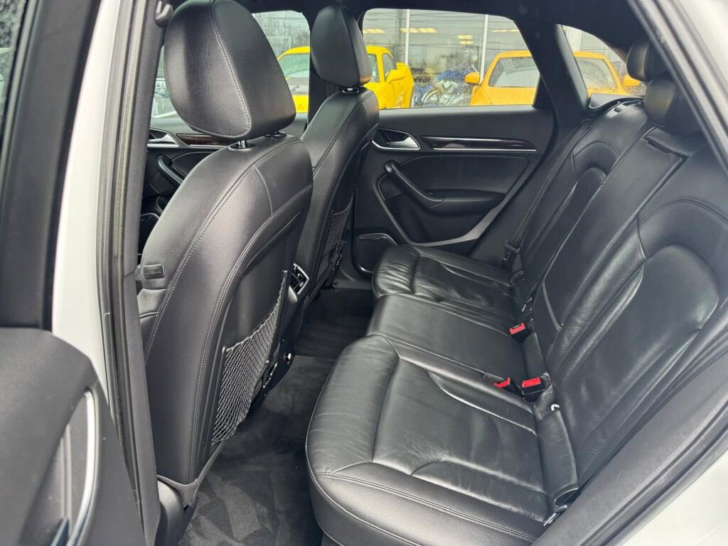 Used 2016 Audi Q3 2.0T Prestige AWD/4WD image 11