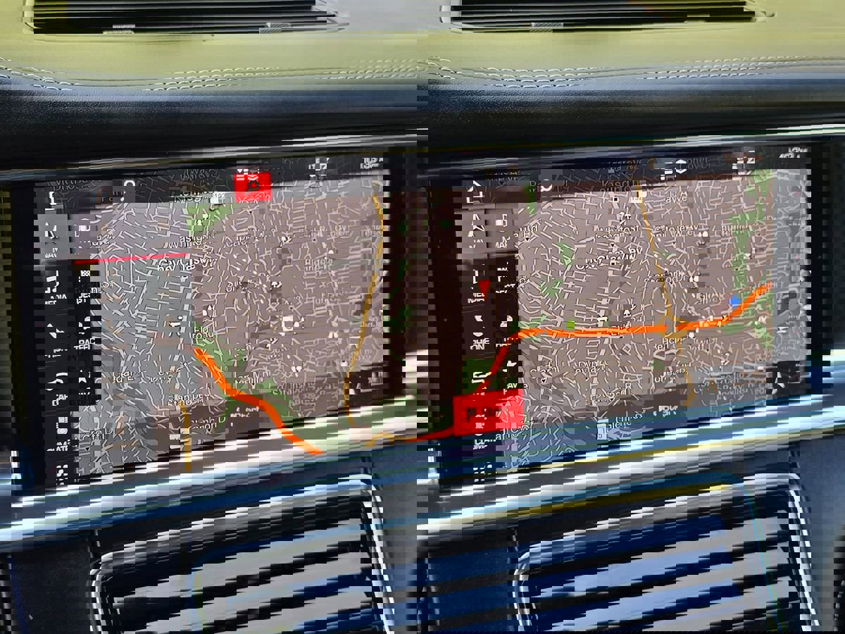 Used 2020 Porsche Panamera 4S image 43