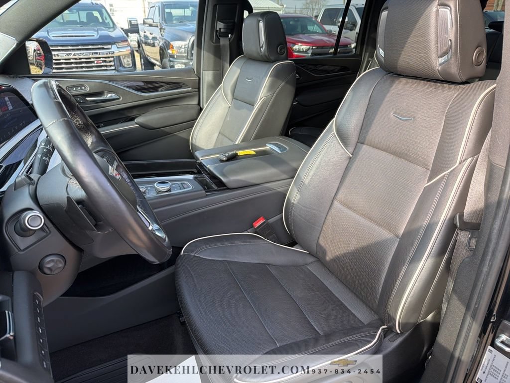 Used 2022 Cadillac Escalade ESV Sport w/ Touring Package AWD/4WD image 12
