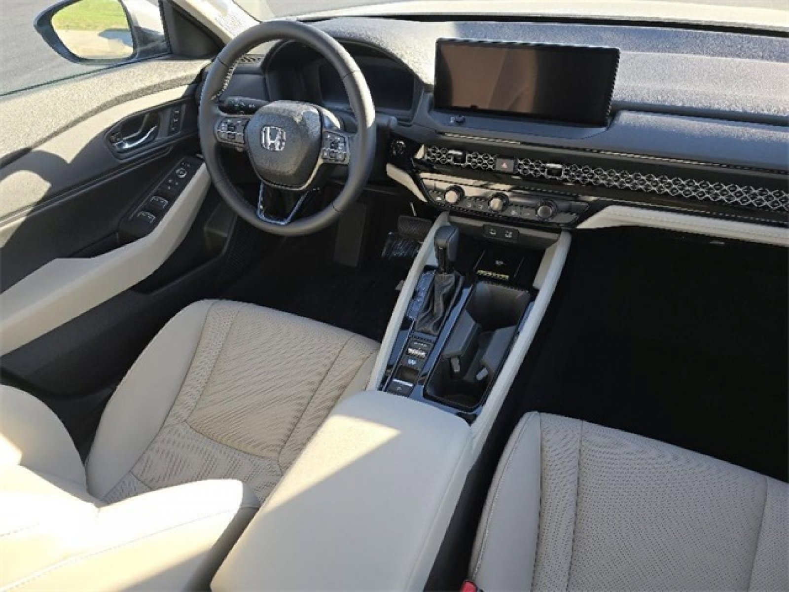 New 2025 Honda Accord EX-L image 24