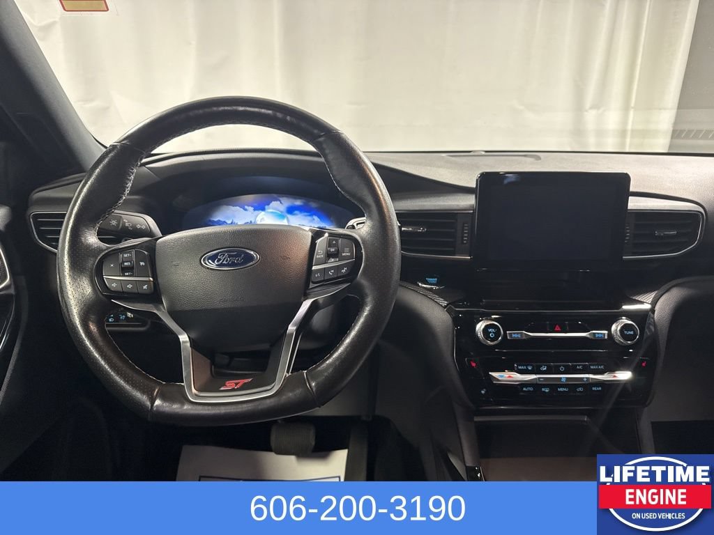 Used 2023 Ford Explorer ST AWD/4WD image 18
