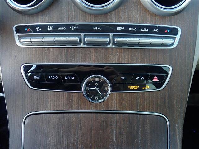 Used 2020 Mercedes-Benz C 300 4MATIC Sedan w/ Premium Package image 16