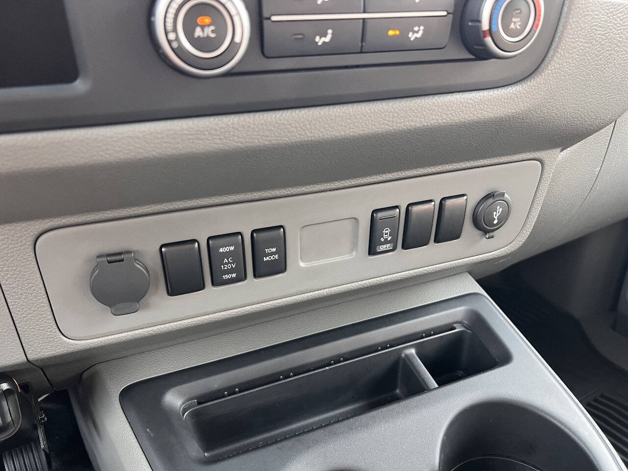 Used 2012 Nissan NV 3500 SV w/ Technology Pkg RWD image 24