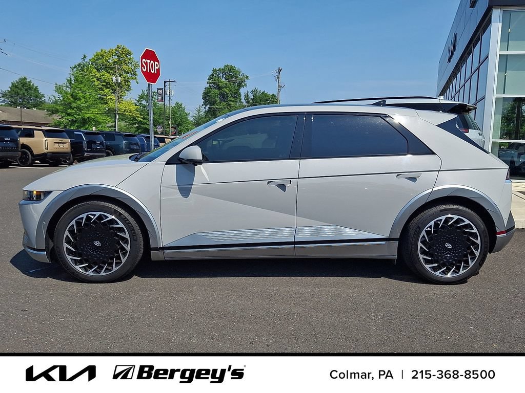 Used 2023 Hyundai Ioniq 5 Limited w/ Cargo Package AWD/4WD image 9