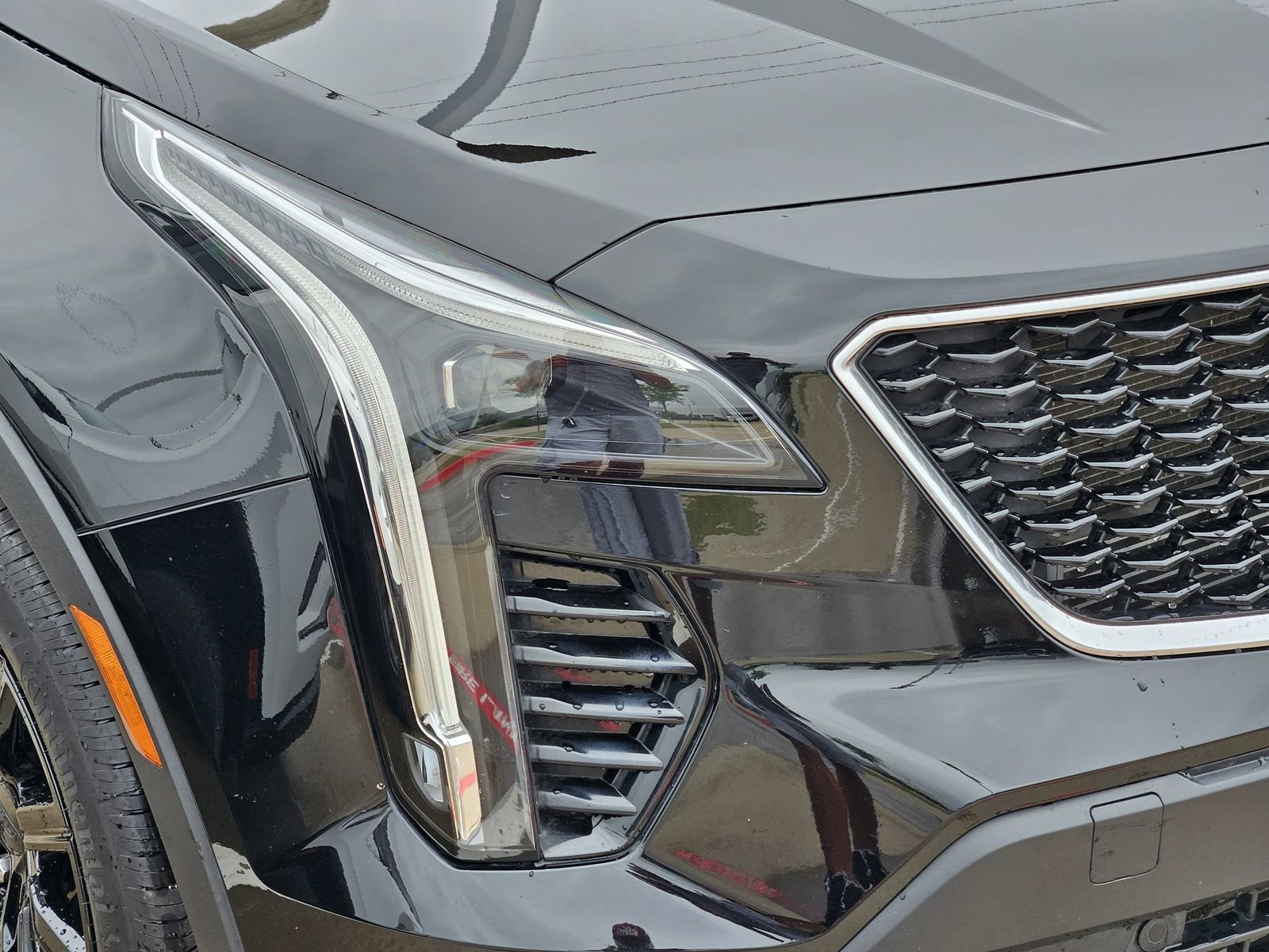 Certified 2023 Cadillac XT4 Sport AWD/4WD image 9