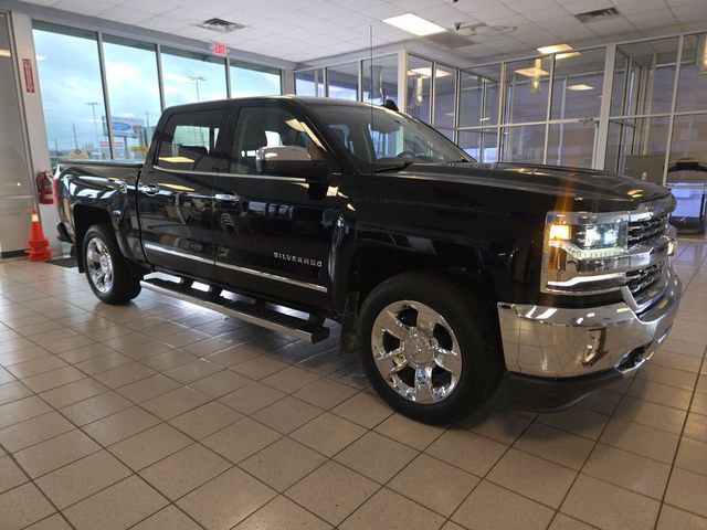 Used 2018 Chevrolet Silverado 1500 LTZ w/ Sport Package image 2