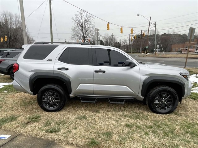 Used 2025 Toyota 4Runner SR5 image 8