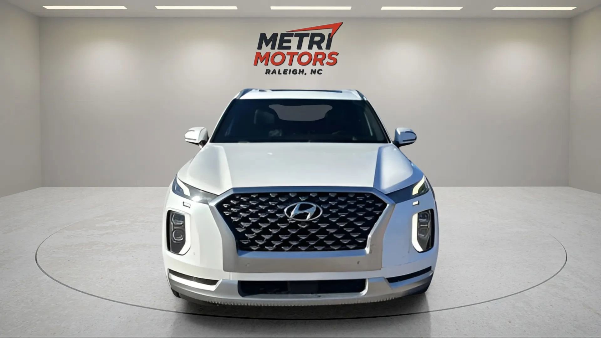 Used 2021 Hyundai Palisade Calligraphy image 4