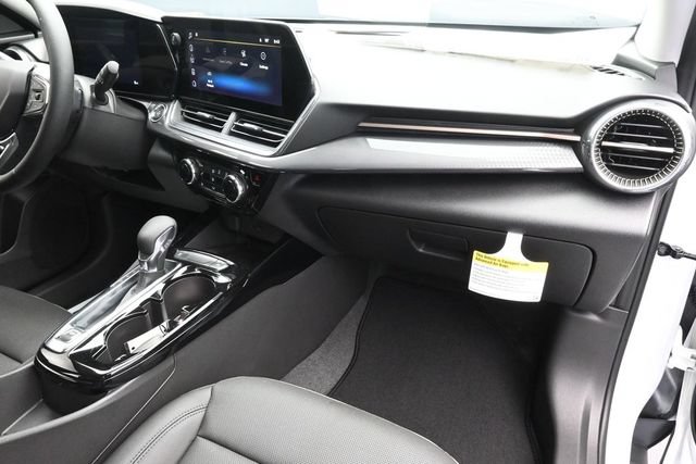 New 2026 Chevrolet Trax ACTIV w/ Sunroof Package FWD image 30