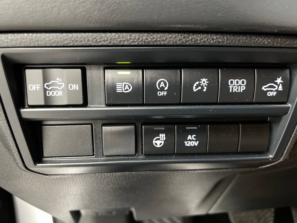 Used 2024 Toyota Tundra Platinum RWD image 46