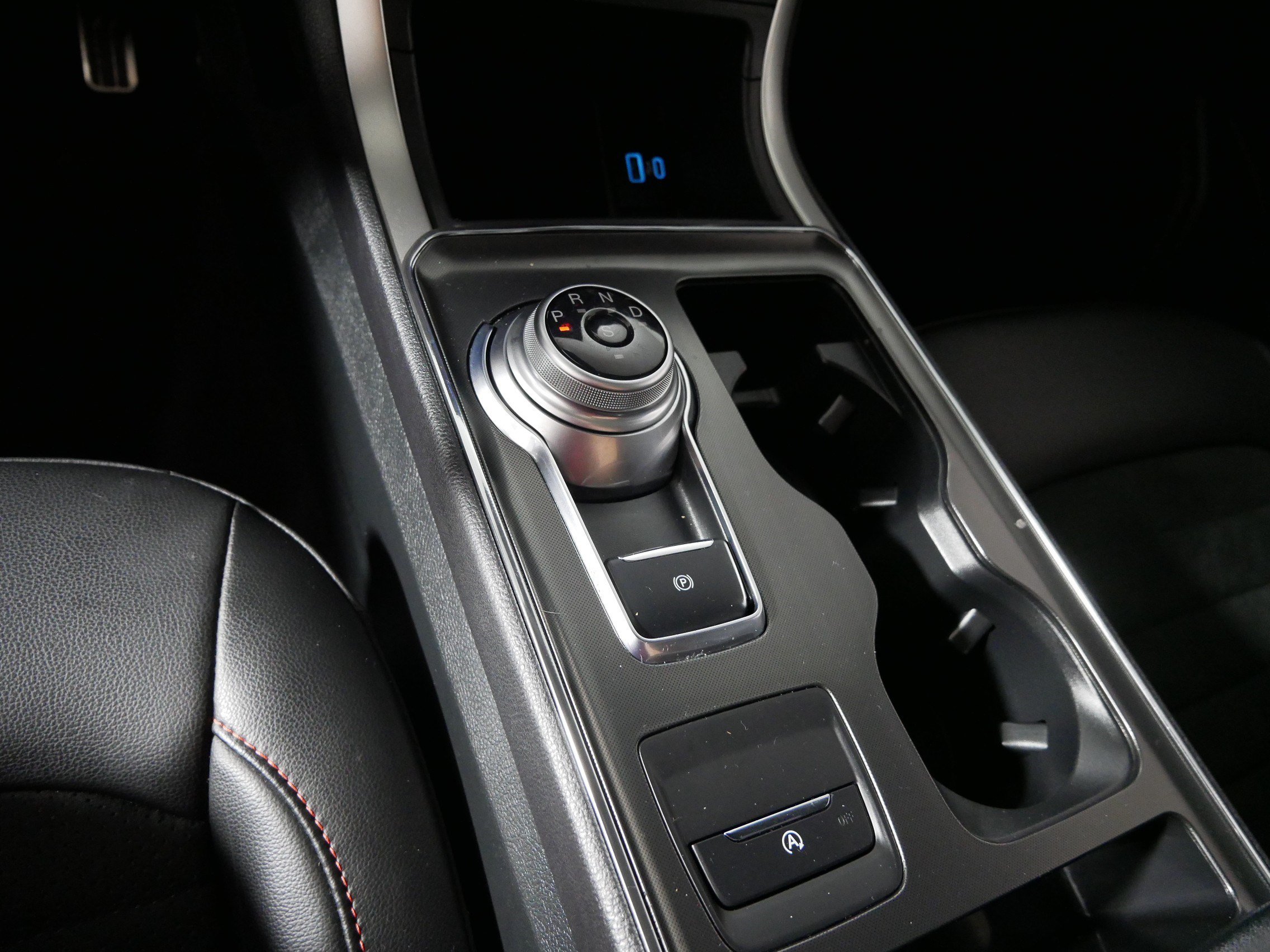 Used 2024 Ford Edge ST-Line AWD/4WD image 24