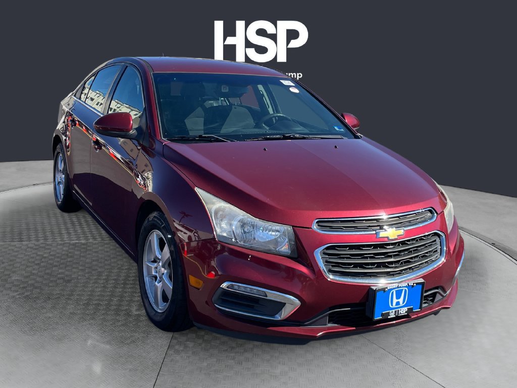 Used 2015 Chevrolet Cruze LT w/ Technology Package FWD image 7