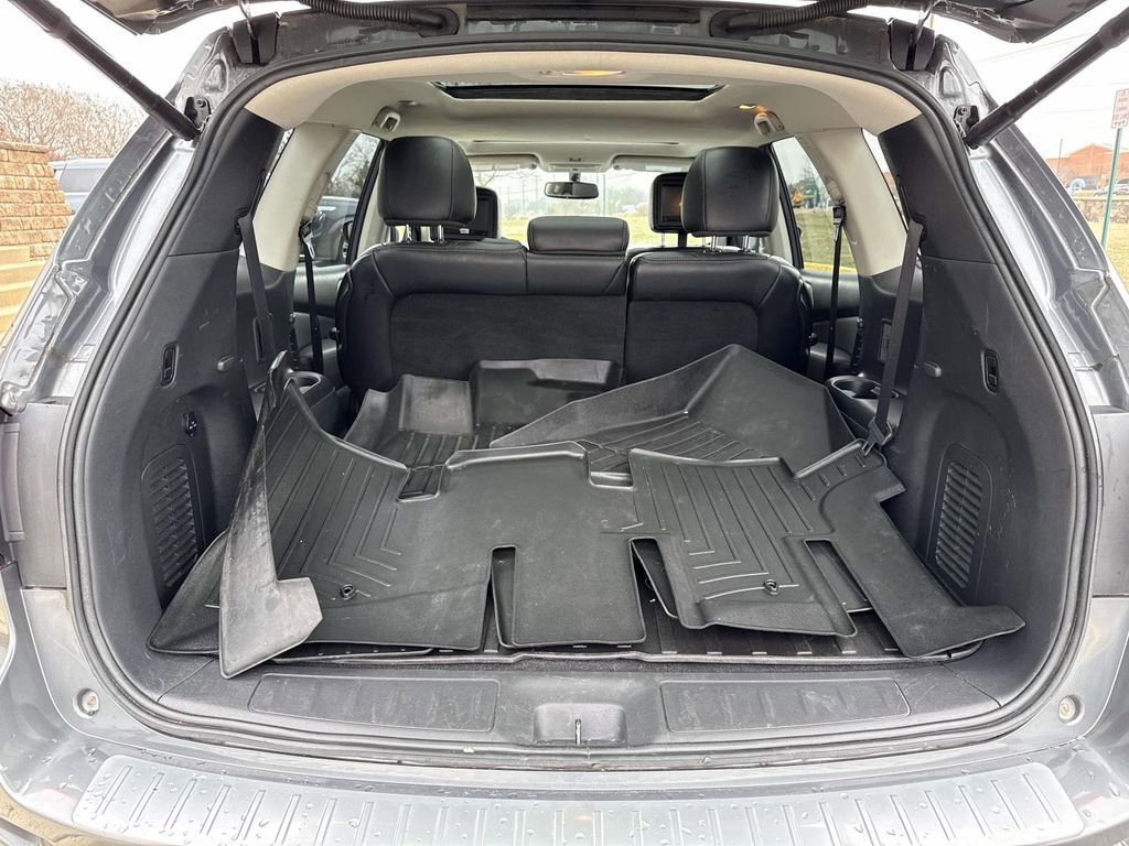 Used 2018 Nissan Pathfinder Platinum AWD/4WD image 23