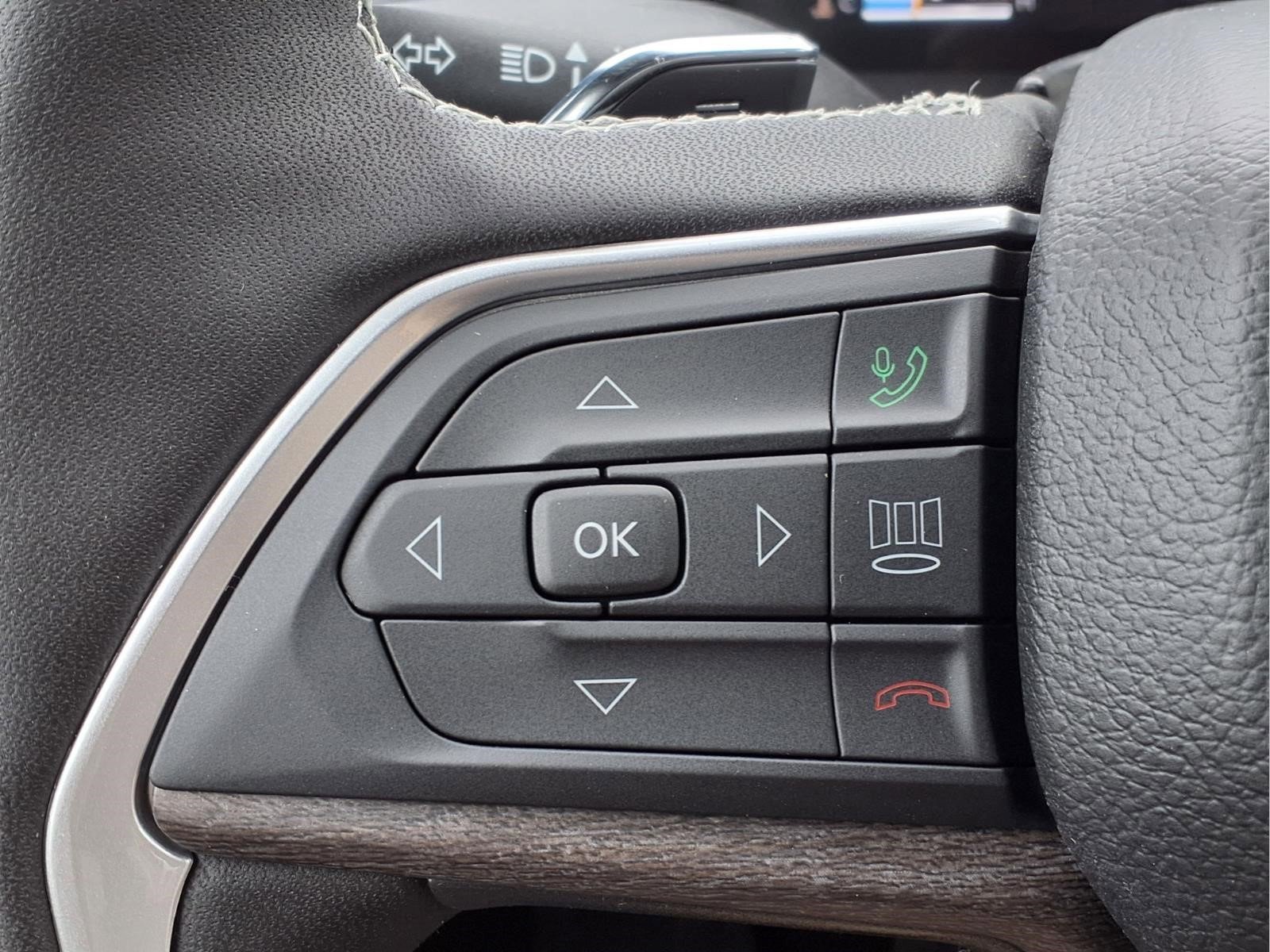 New 2026 Jeep Grand Cherokee Limited AWD/4WD image 13