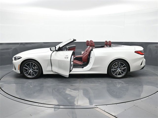 Used 2025 BMW 430i Convertible image 27