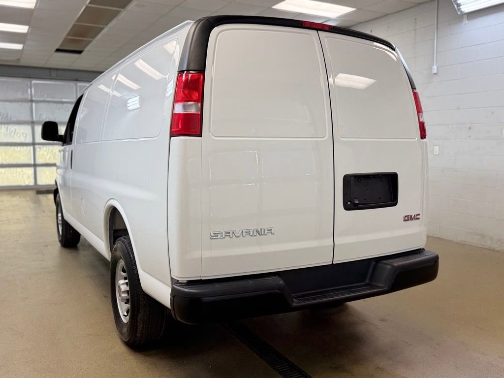 New 2025 GMC Savana 2500 image 7