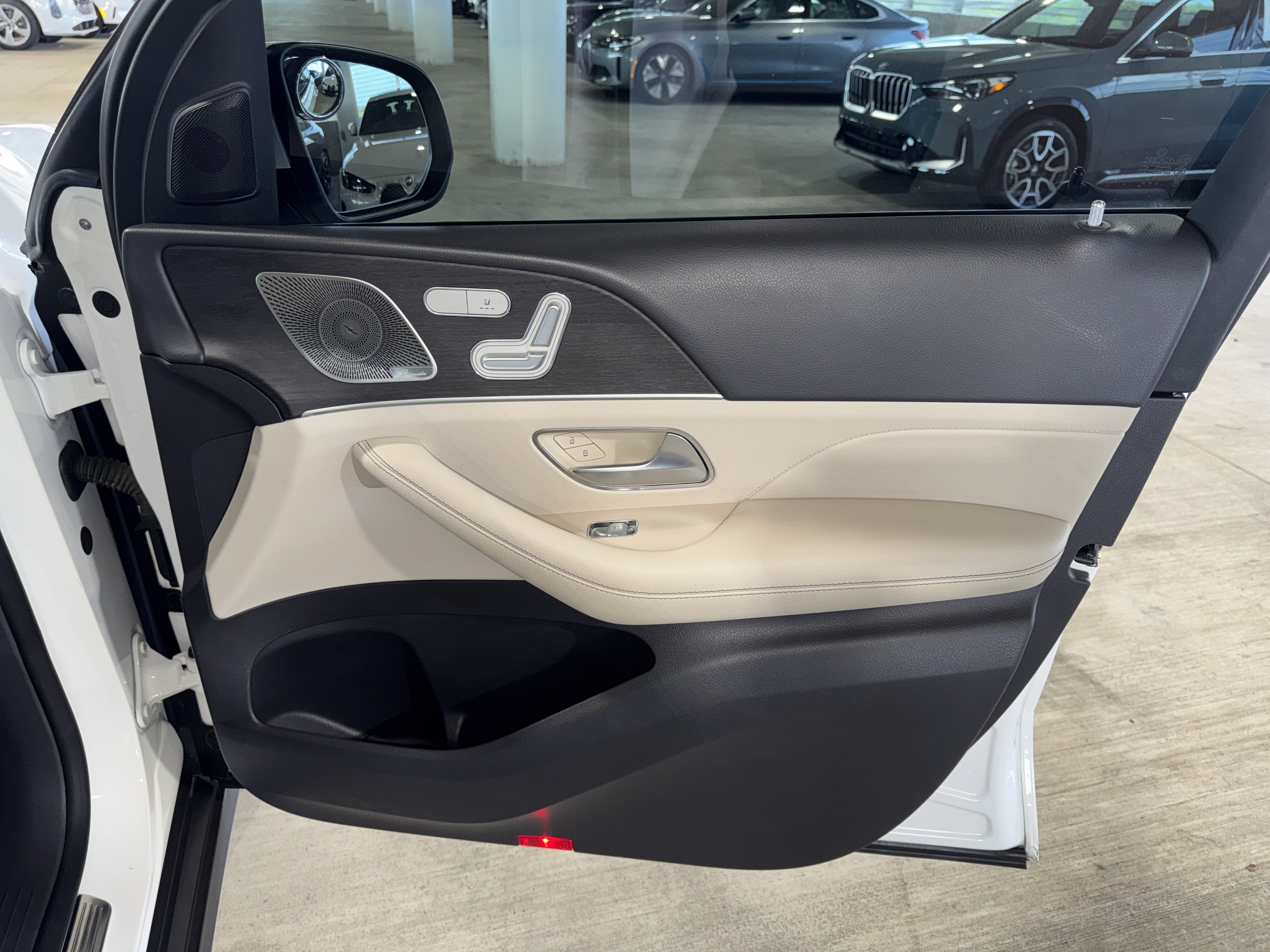Used 2020 Mercedes-Benz GLE 350 4MATIC image 9