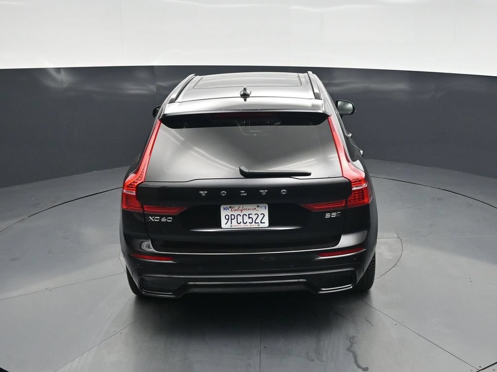 Used 2025 Volvo XC60 B5 Plus AWD/4WD image 43