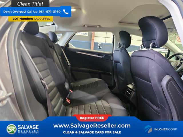 Used 2014 Ford Fusion SE FWD image 13
