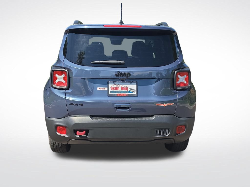 Used 2023 Jeep Renegade Trailhawk AWD/4WD image 4