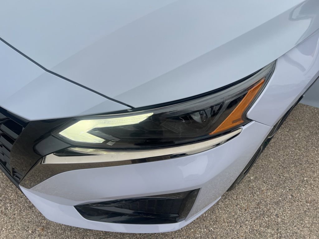 Certified 2023 Nissan Altima 2.5 SR image 27